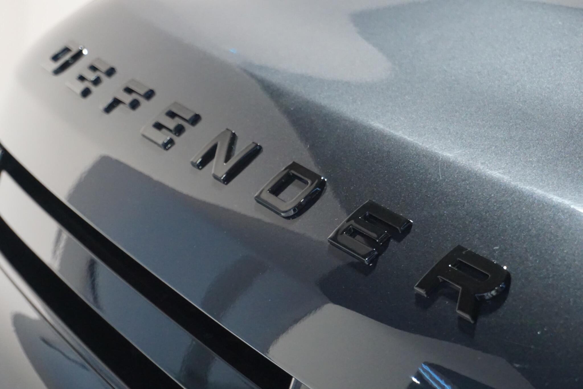 Land Rover Defender 110 3.0 D300 MHEV X-Dynamic HSE SUV 5dr Diesel Auto 4WD Euro 6 (s/s) (300 ps)